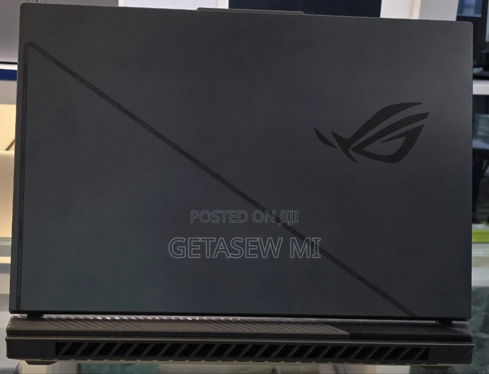 New Laptop Asus ROG Strix G15 16GB Intel Core I9 SSD 1T