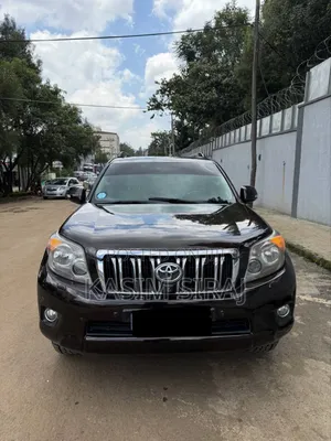 Photo - Toyota Land Cruiser Prado 3.0 TD 2012 Gray