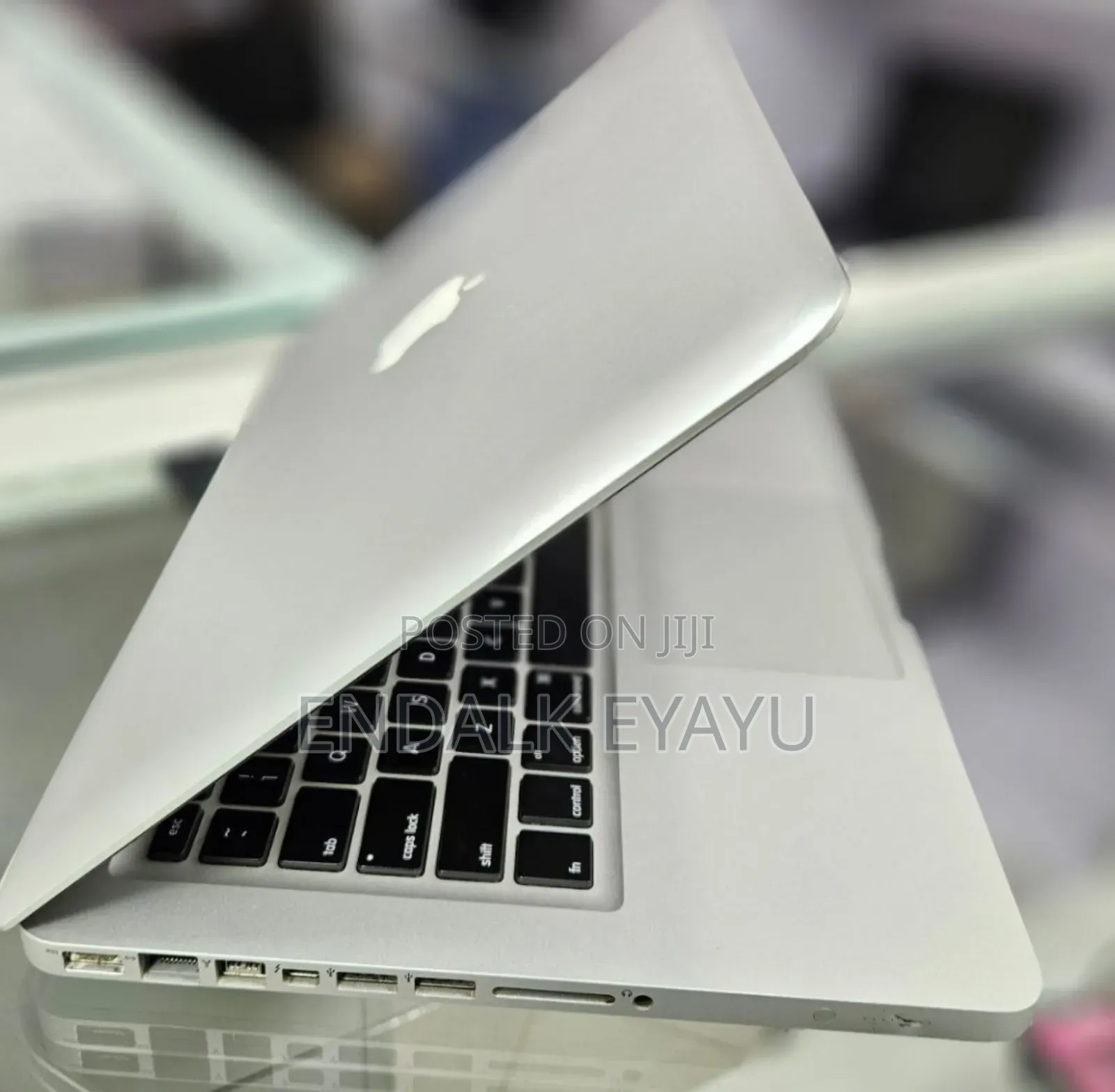 New Laptop Apple MacBook Pro 2012 4GB Intel Core i5 HDD 500GB