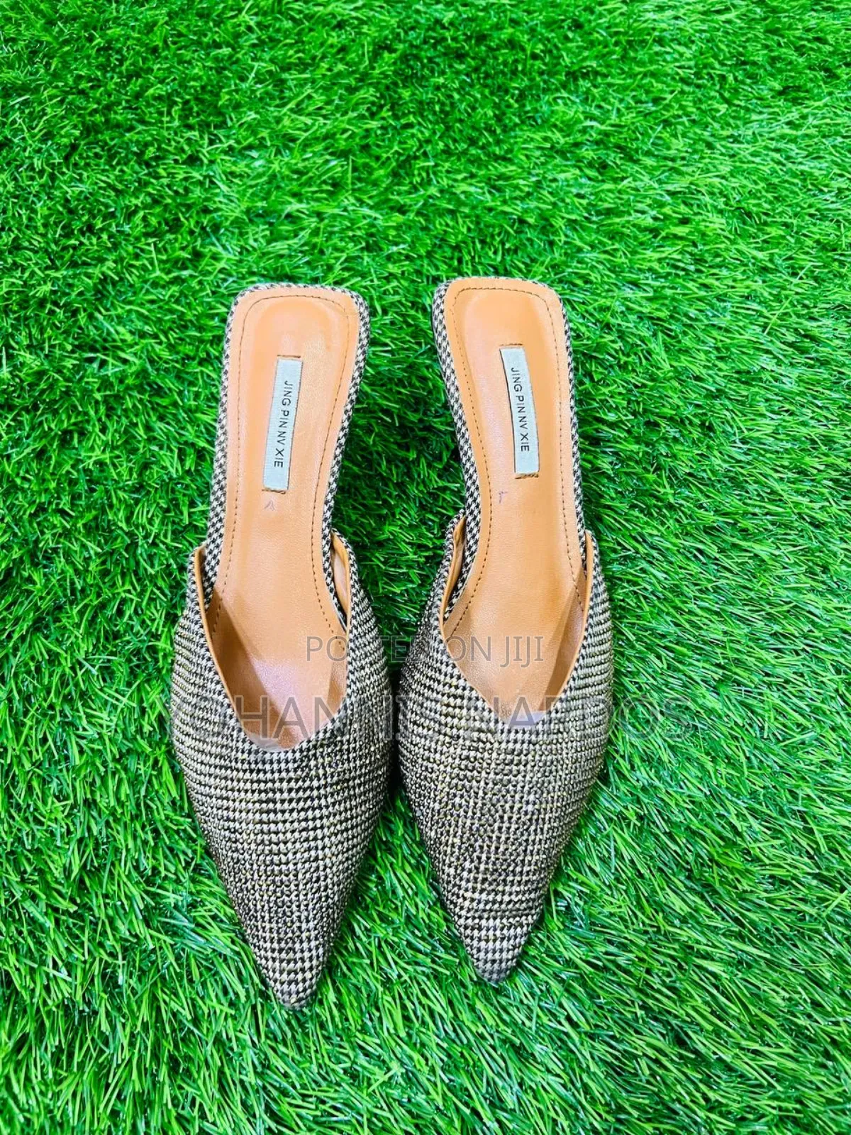 Ssecond Hand Shoes and Bags