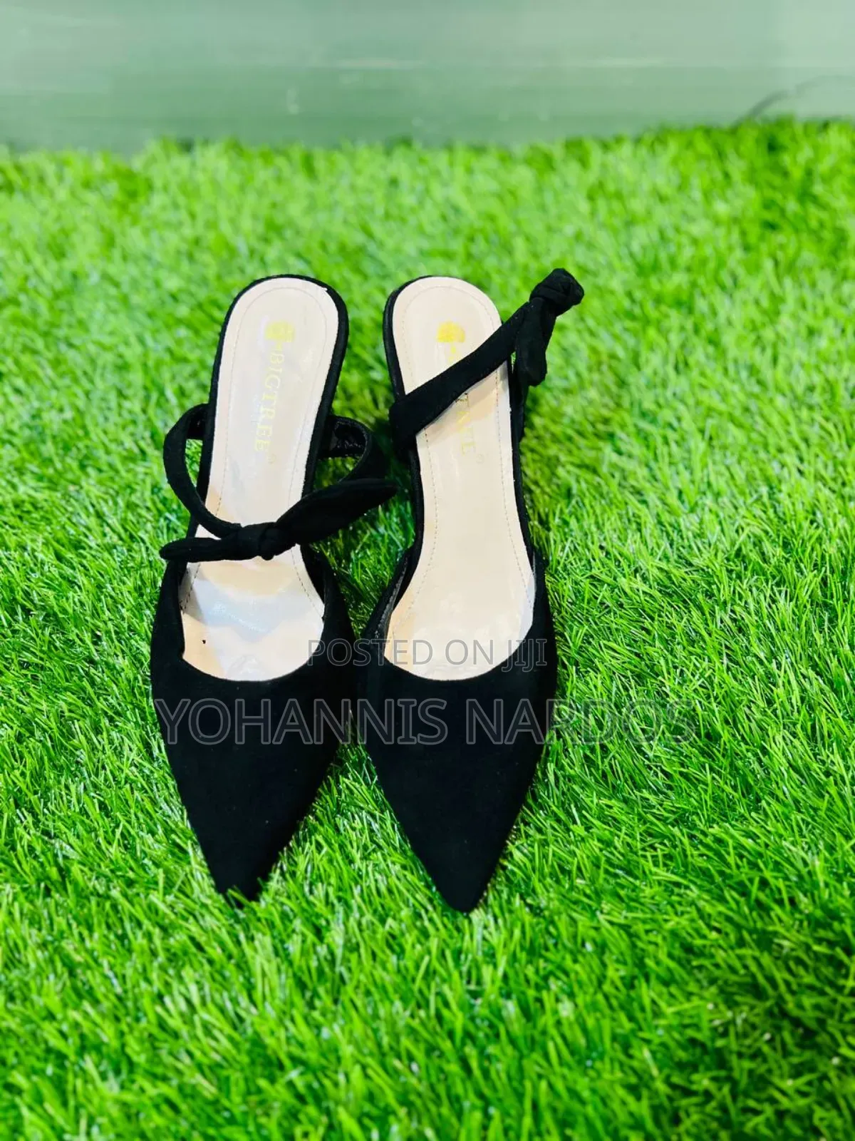 Ssecond Hand Shoes and Bags