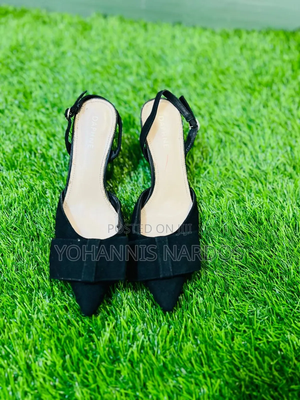 Ssecond Hand Shoes and Bags