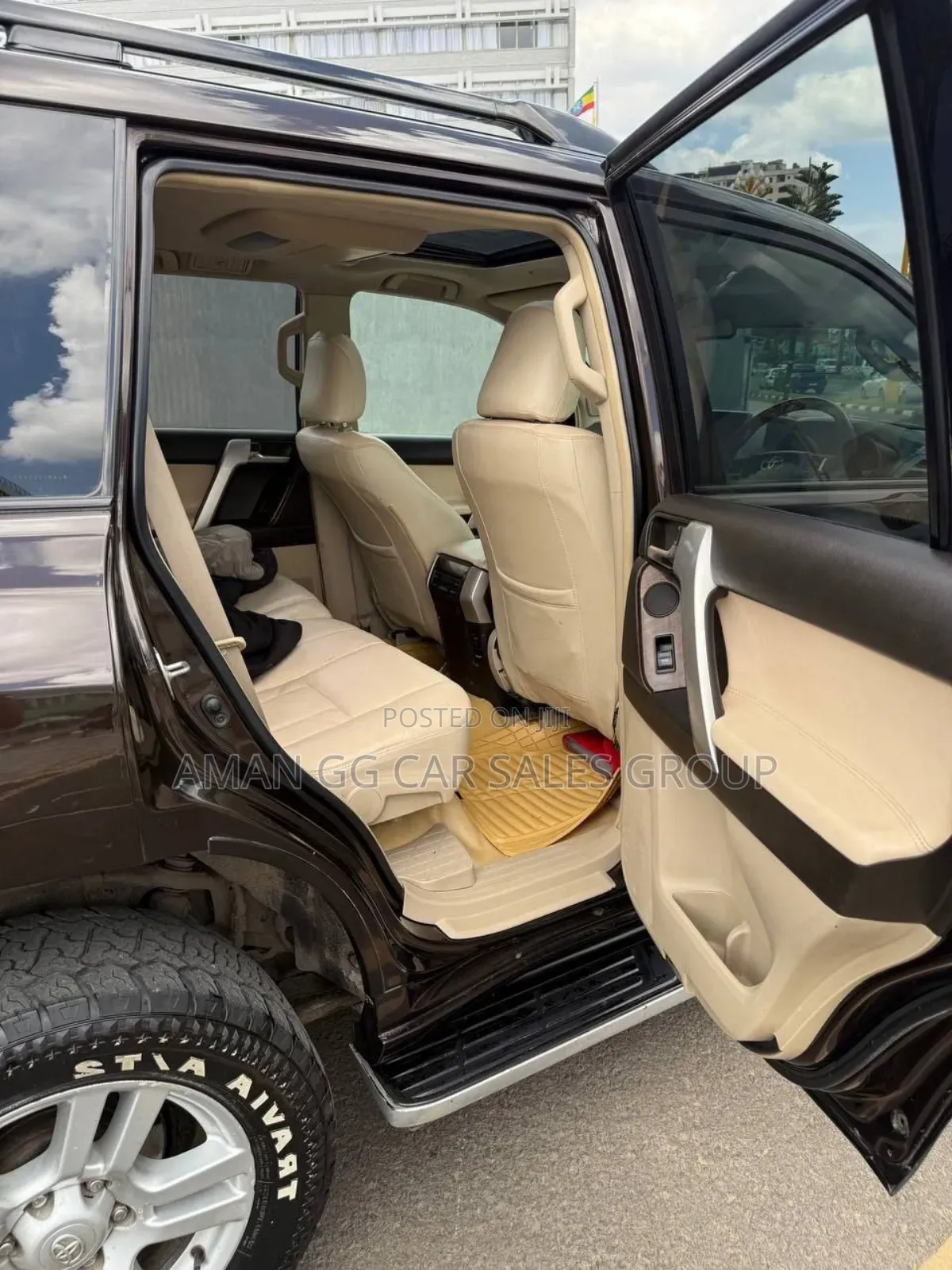 Toyota Land Cruiser 2012 Black