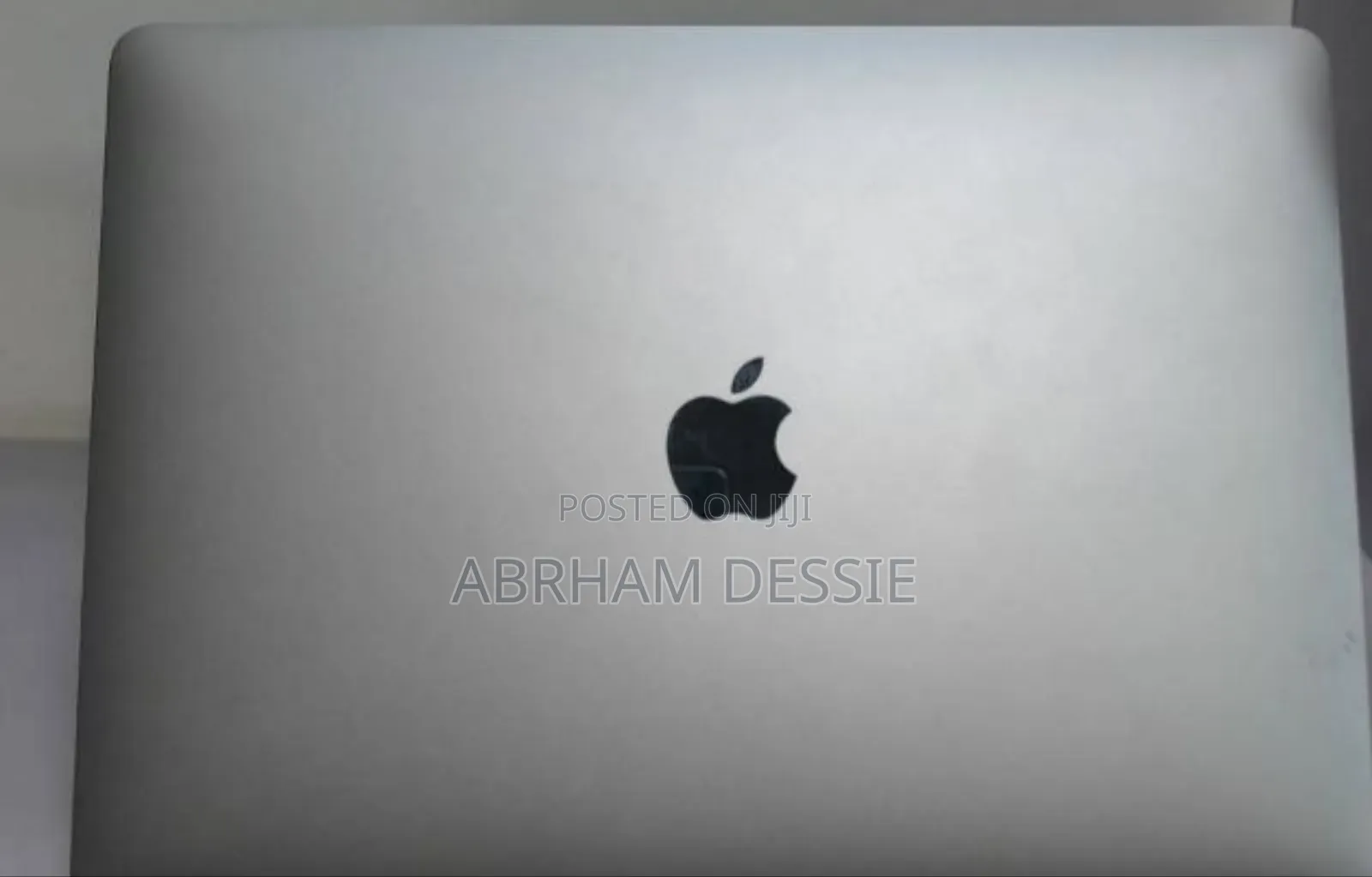 New Laptop Apple MacBook Pro 2017 8GB Intel Core I5 SSD 128GB