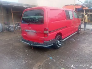 Toyota HiAce 2010 Red