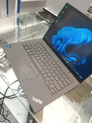 New Laptop Lenovo Thinkpad P14s 16GB Intel Core I7 SSD 512GB