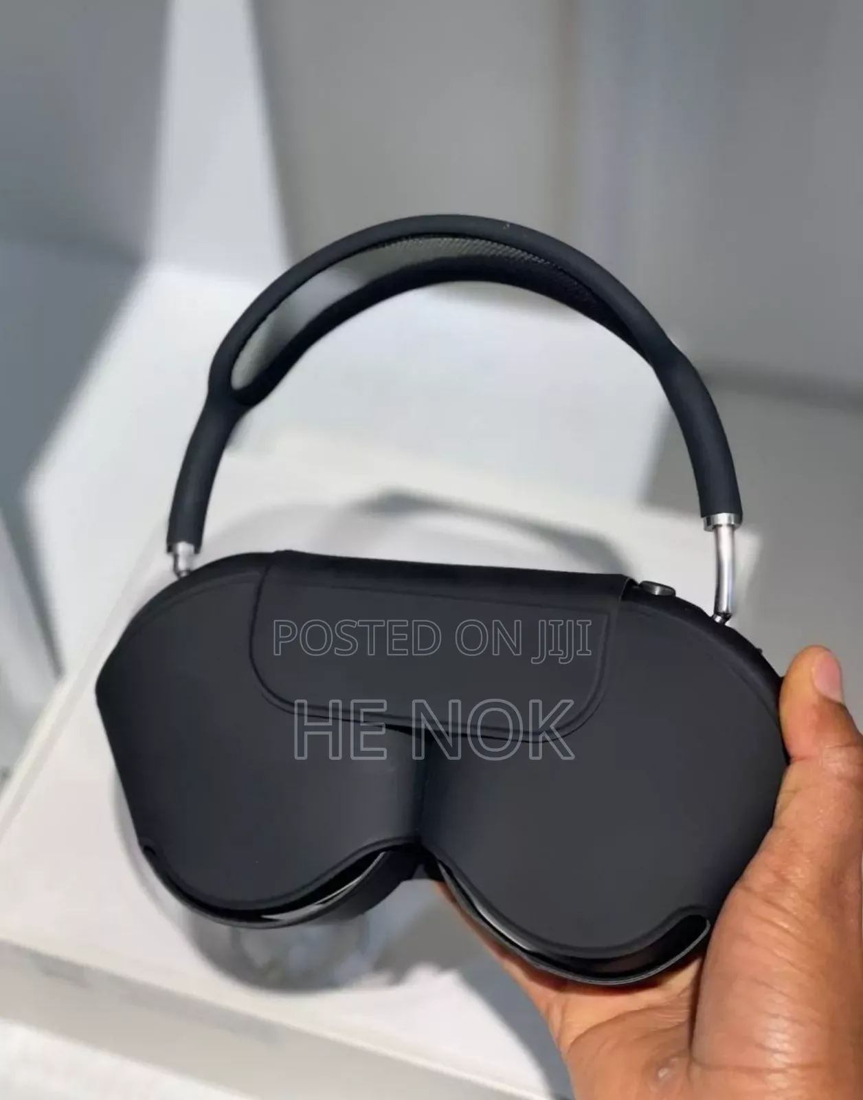 Original Apple Airpods Max Wireless Headphones Active Noise Cancelling