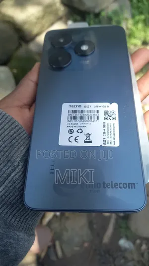 New Tecno Spark 20 256 GB Blue