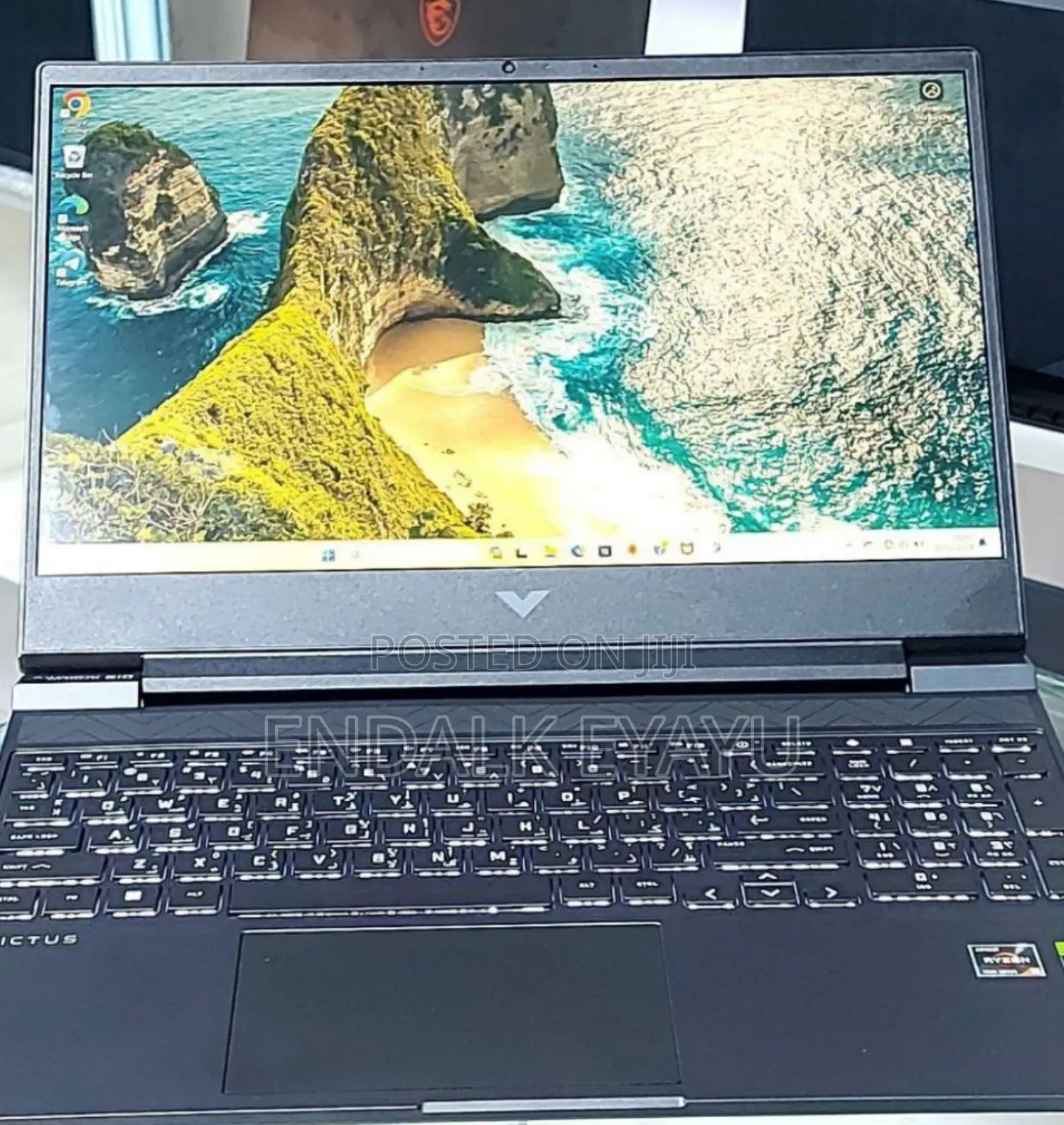 New Laptop HP Victus 15 8GB AMD Ryzen 5 SSD 512GB