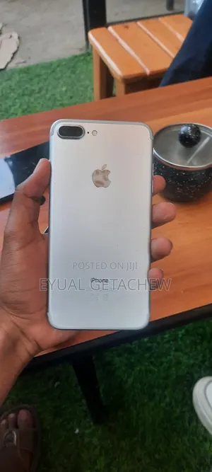 Apple iPhone 7 Plus 128 GB Silver