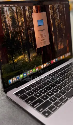 New Laptop Apple MacBook Air 2022 M2 8GB Apple M2 SSD 256GB