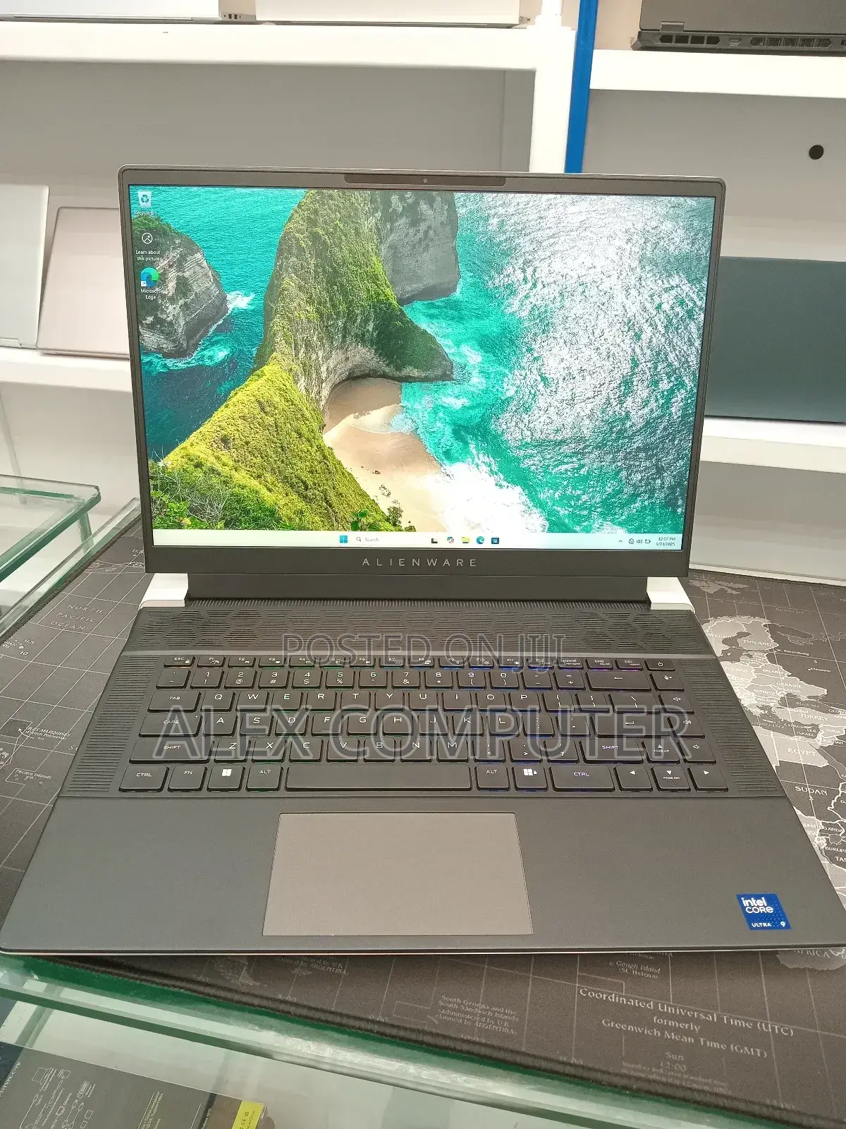 New Laptop Alienware M17x R2 32GB Intel Core Ultra 9 SSD 2T