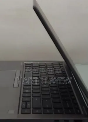 New Laptop HP ZBook Firefly G8 16GB Intel Core I7 SSD 512GB