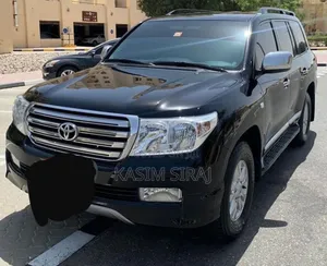 Photo - Toyota Land Cruiser 4.5 V8 TD GX-R 2011 Black