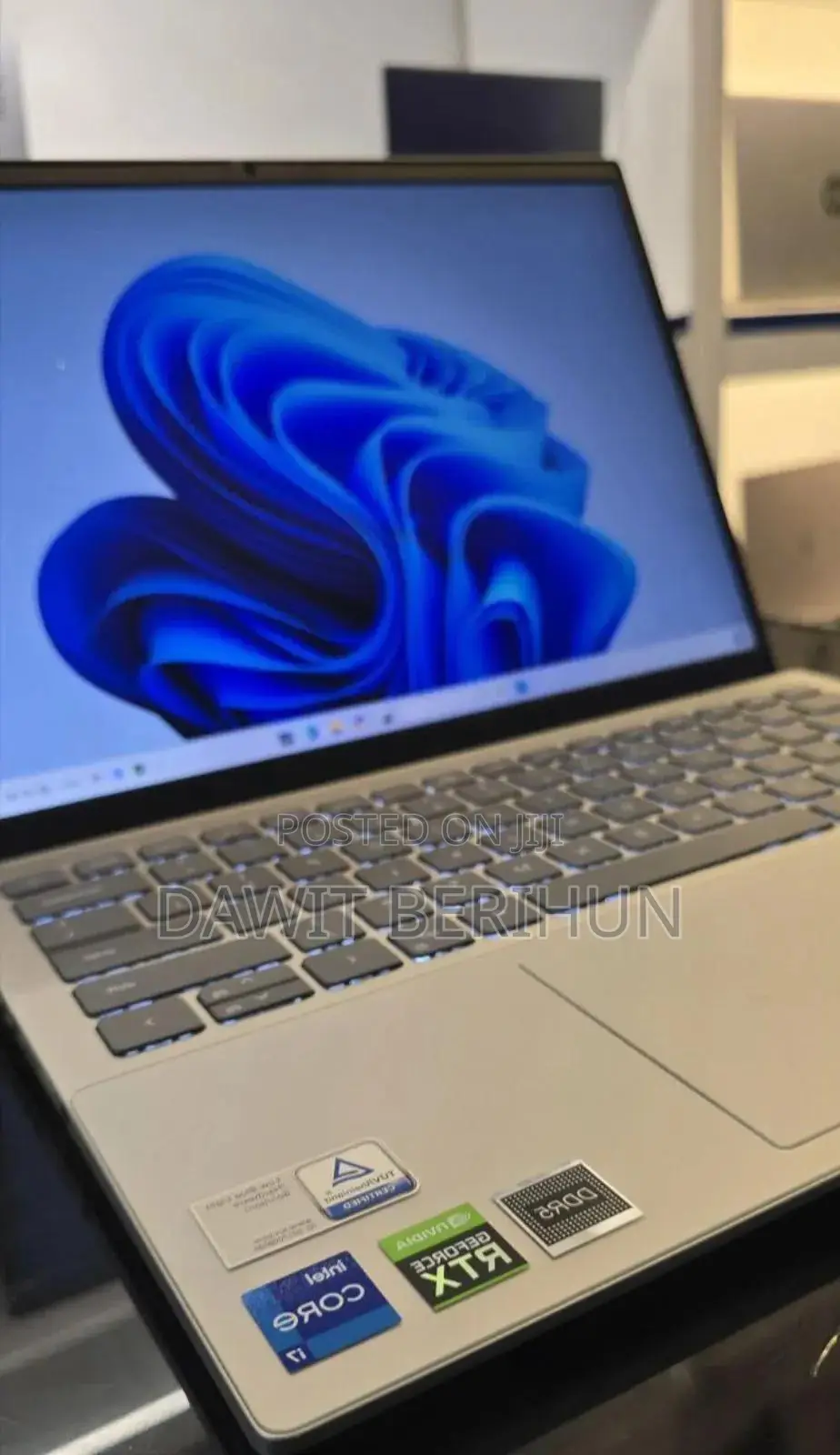 New Laptop Dell Inspiron 14 16GB Intel Core i7 SSD 512GB