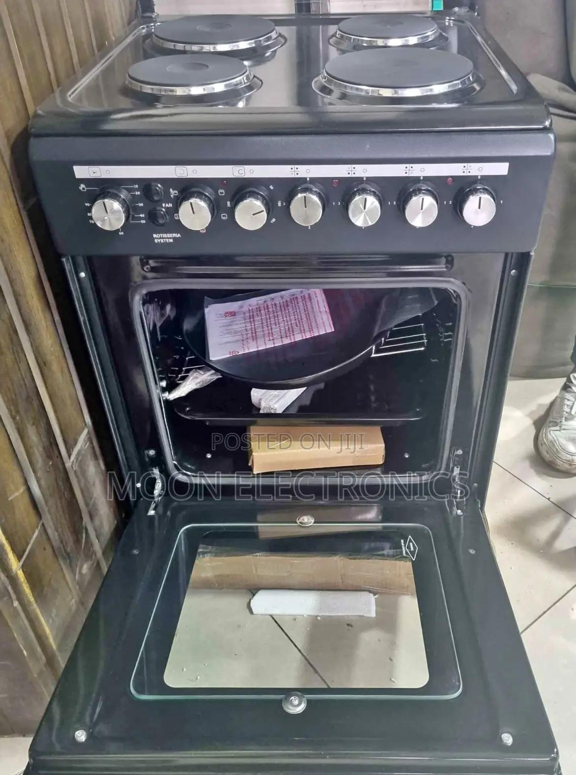 Kumtel 4-Electric Oven – Efficient Stylish Cooking!