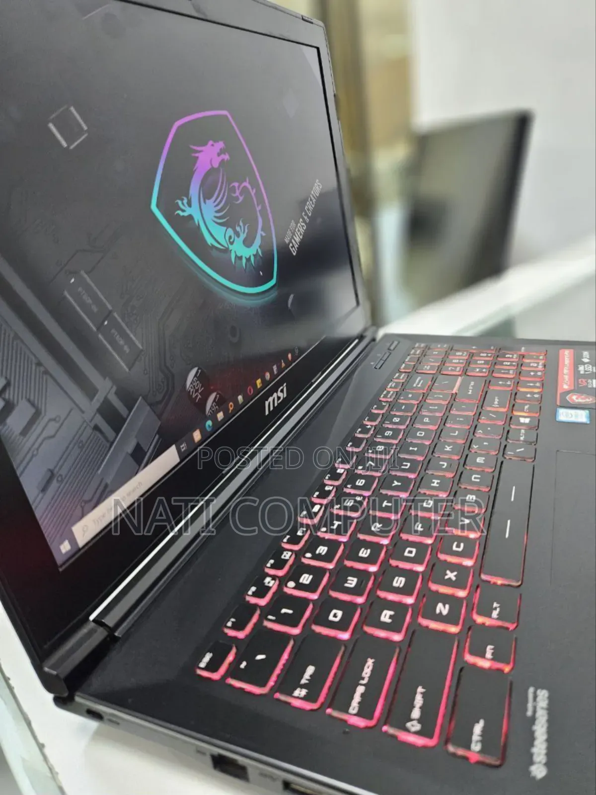 New Laptop MSI 8GB Intel Core I7 HDD 1T