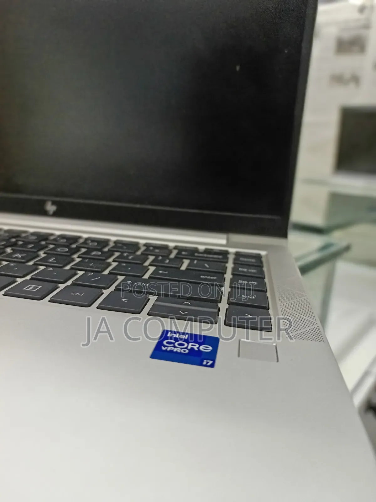 New Laptop HP EliteBook 840 G8 16GB Intel Core I7 SSD 512GB