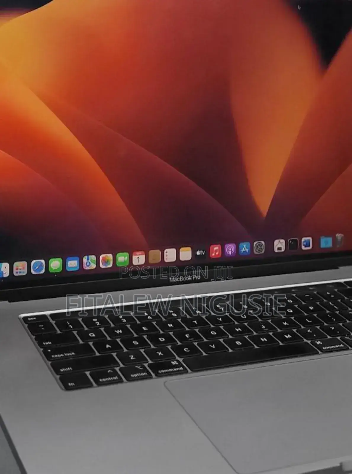 New Laptop Apple MacBook Pro 2019 16GB Intel Core I7 SSD 512GB