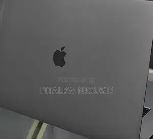 New Laptop Apple MacBook Pro 2019 16GB Intel Core I7 SSD 512GB