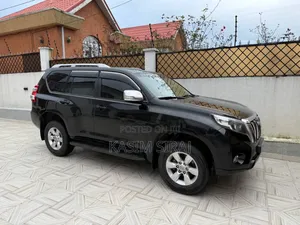Photo - Toyota Land Cruiser Prado 2.8 D-4D 2016 Black