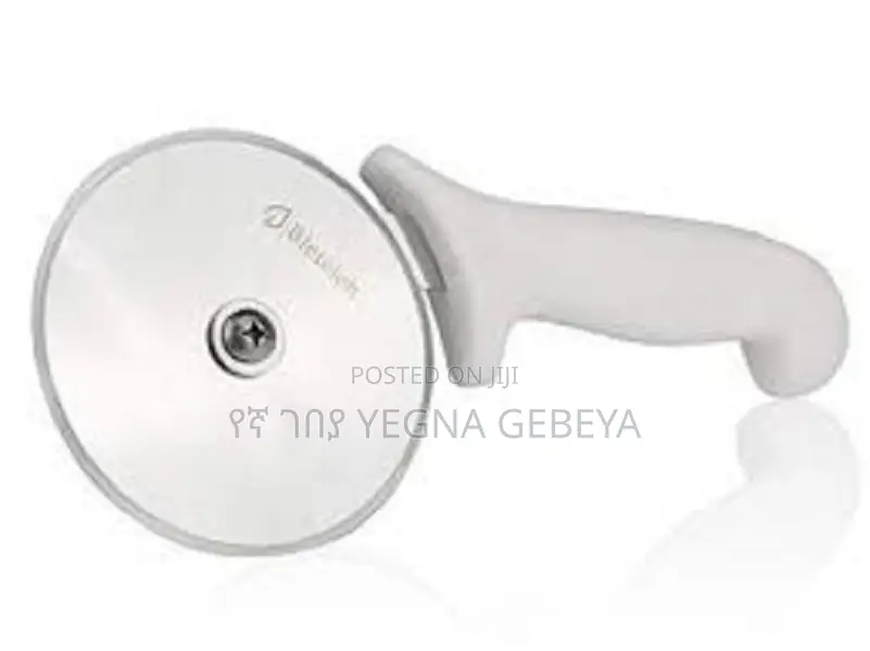 Stainless Steel Pizza Cutter Wheel – Round Shape Knife for Pizza