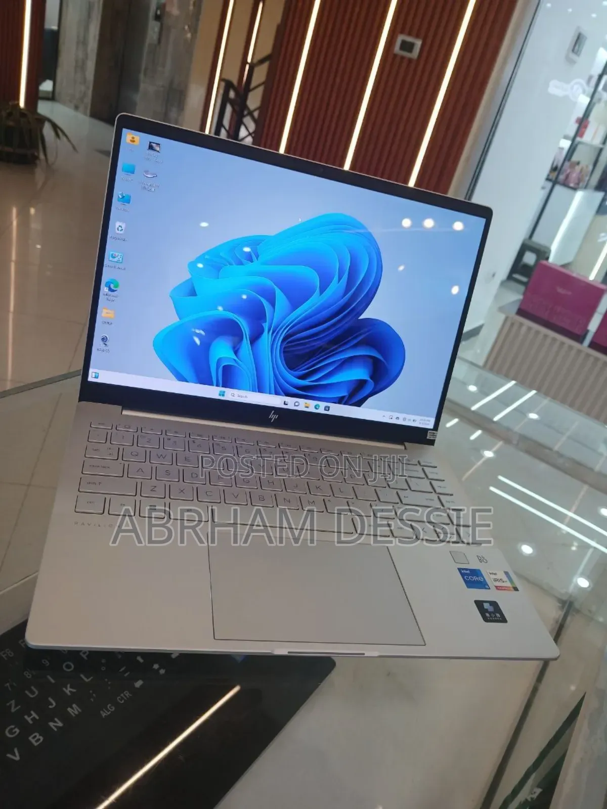 New Laptop HP Pavilion 15 16GB Intel Core I5 SSD 1T