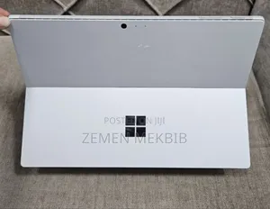 New Laptop Microsoft Surface 8GB Intel Core I7 SSD 256GB