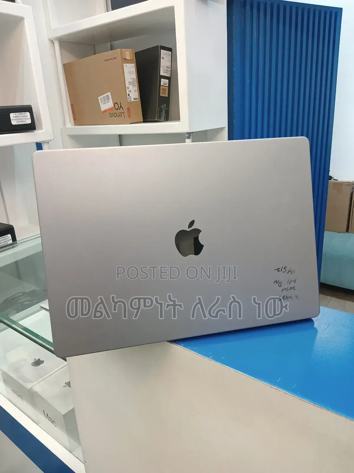 New Laptop Apple MacBook Pro M1 16GB Apple M1 Pro SSD 512GB