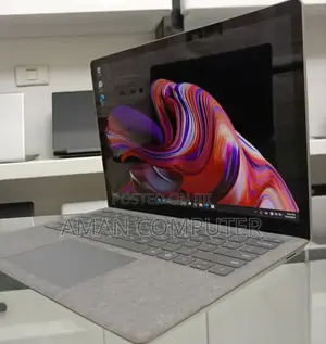 New Laptop Microsoft Surface 16GB Intel Core I7 SSD 512GB