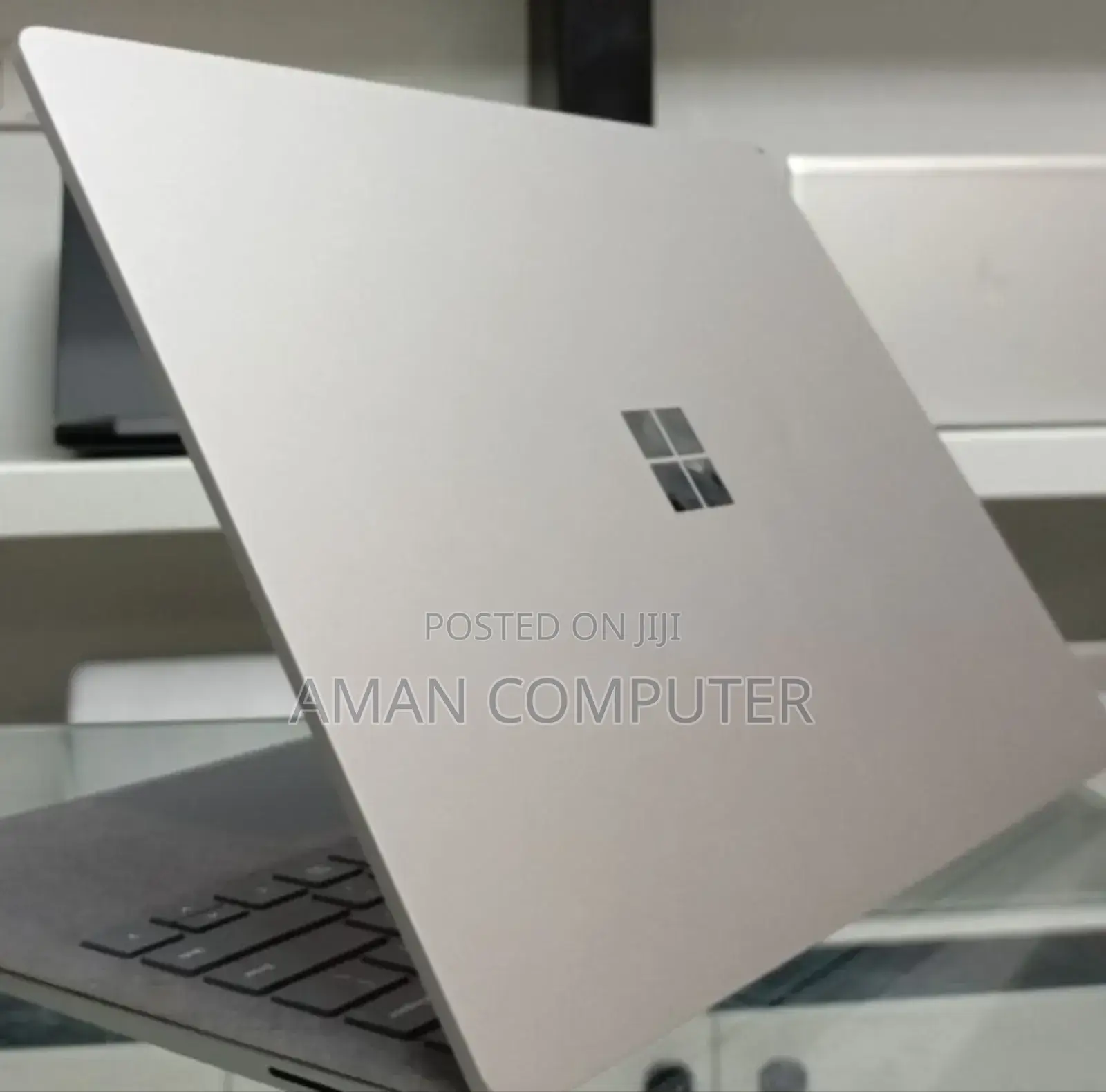New Laptop Microsoft Surface 16GB Intel Core I7 SSD 512GB