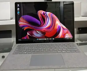 New Laptop Microsoft Surface 16GB Intel Core I7 SSD 512GB
