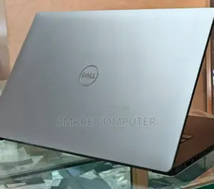 New Laptop Dell Precision 5540 16GB Intel Core I7 SSD 512GB