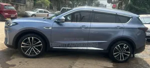 Photo - Jetour X70 Plus 2022