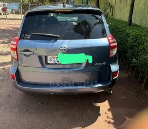 Toyota RAV4 2.5 Limited 4x4 2010 Blue