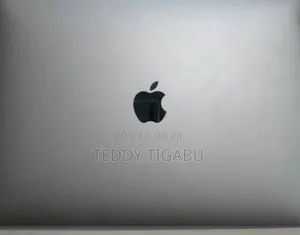 New Laptop Apple MacBook Pro 2017 16GB Intel Core I5 SSD 128GB