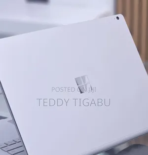 New Laptop Microsoft Surface Book 3 16GB Intel Core I7 SSD 256GB