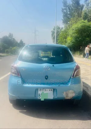 Toyota Yaris 1.0 VVT-i 2007 Blue