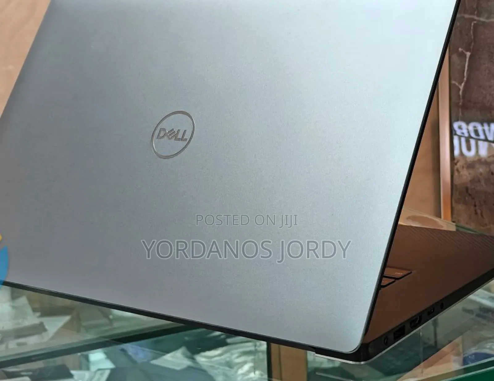 New Laptop Dell Precision 5540 16GB Intel Core I7 SSD 512GB