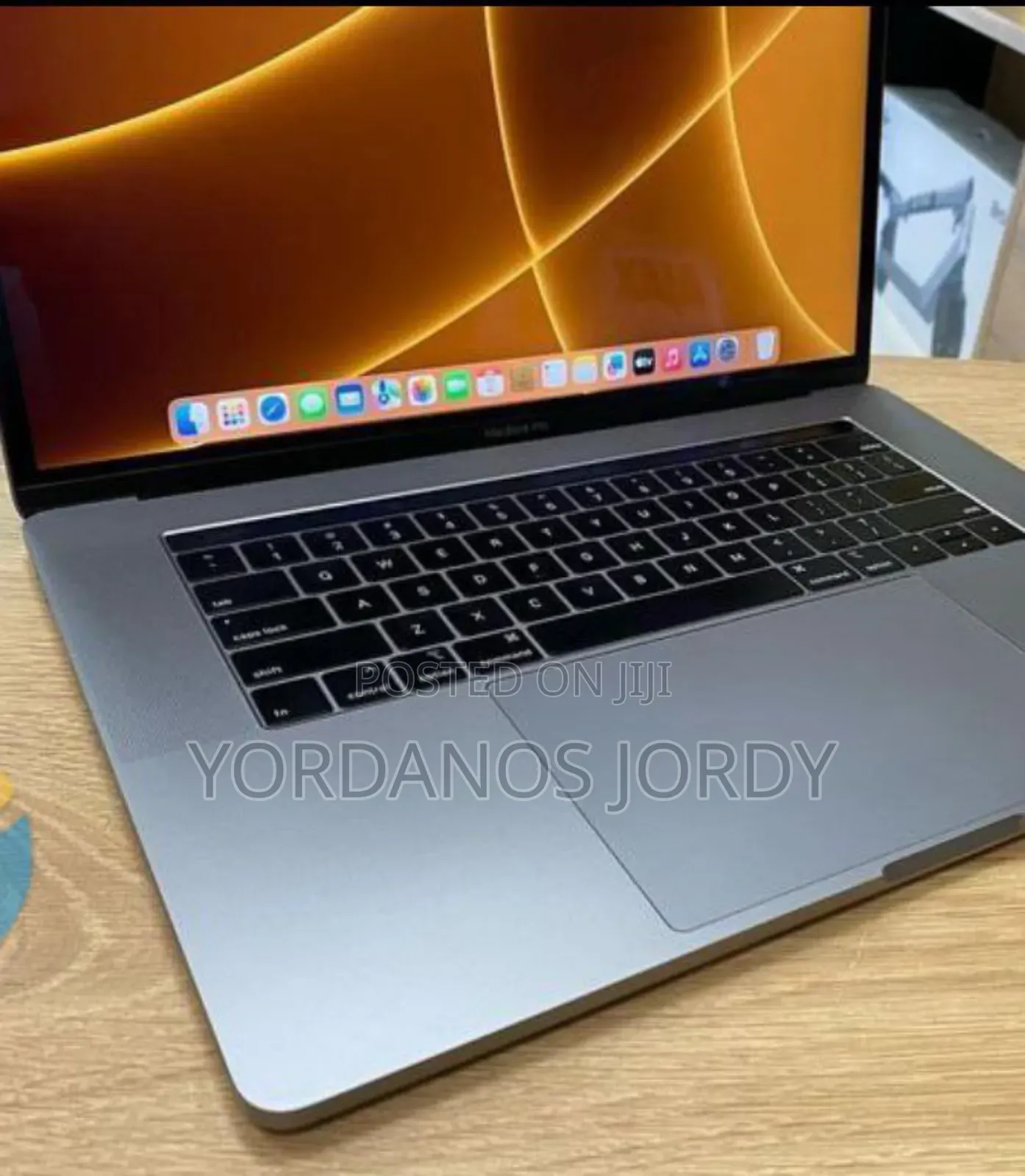 New Laptop Apple MacBook Pro 2017 16GB Intel Core I7 SSD 1T