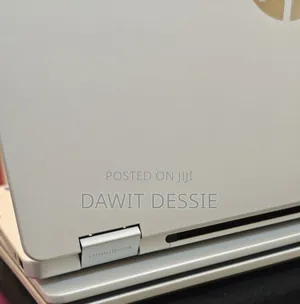 New Laptop HP Envy X360 8GB AMD Ryzen 5 SSD 512GB