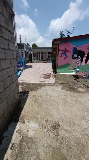 Furnished 5bdrm Block of Flats in አዲስ አበባ, Bole for sale