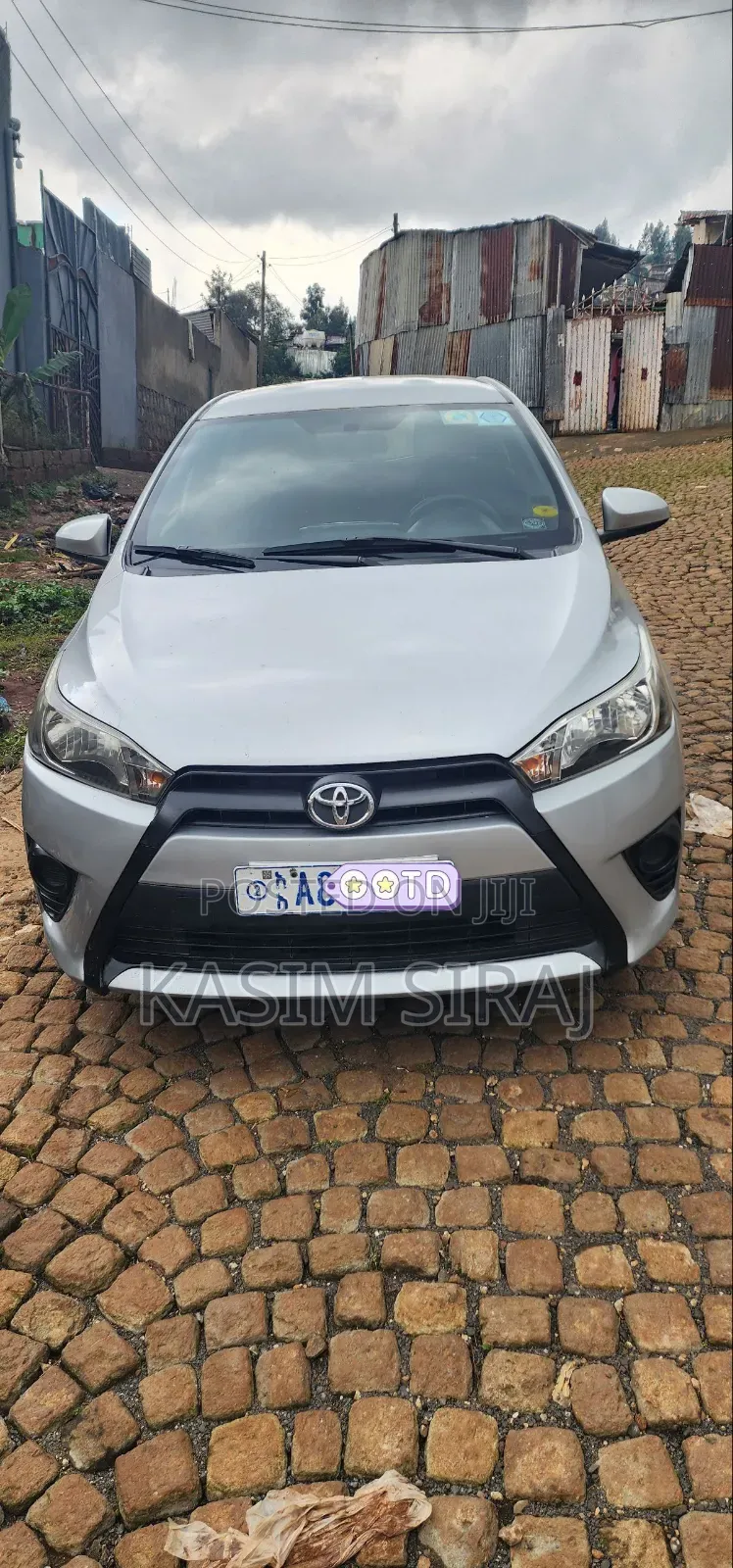 Toyota Yaris L Hatchback 5dr 2016 Silver