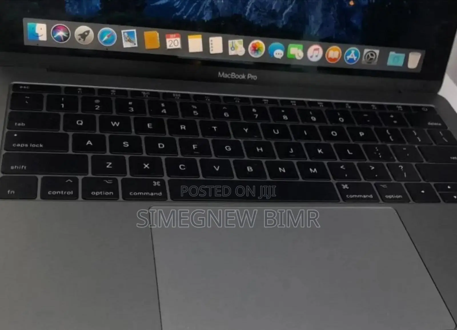 New Laptop Apple MacBook Pro 2017 8GB Intel Core I5 SSD 128GB