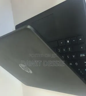 New Laptop HP 4GB AMD A10 SSD 128GB