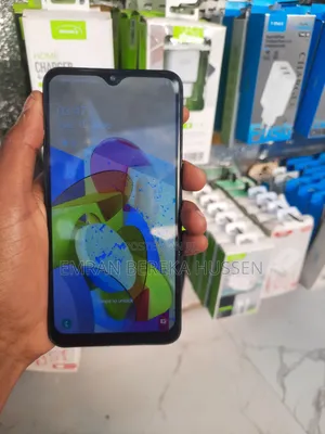 Photo - Samsung Galaxy A10s 32 GB Black