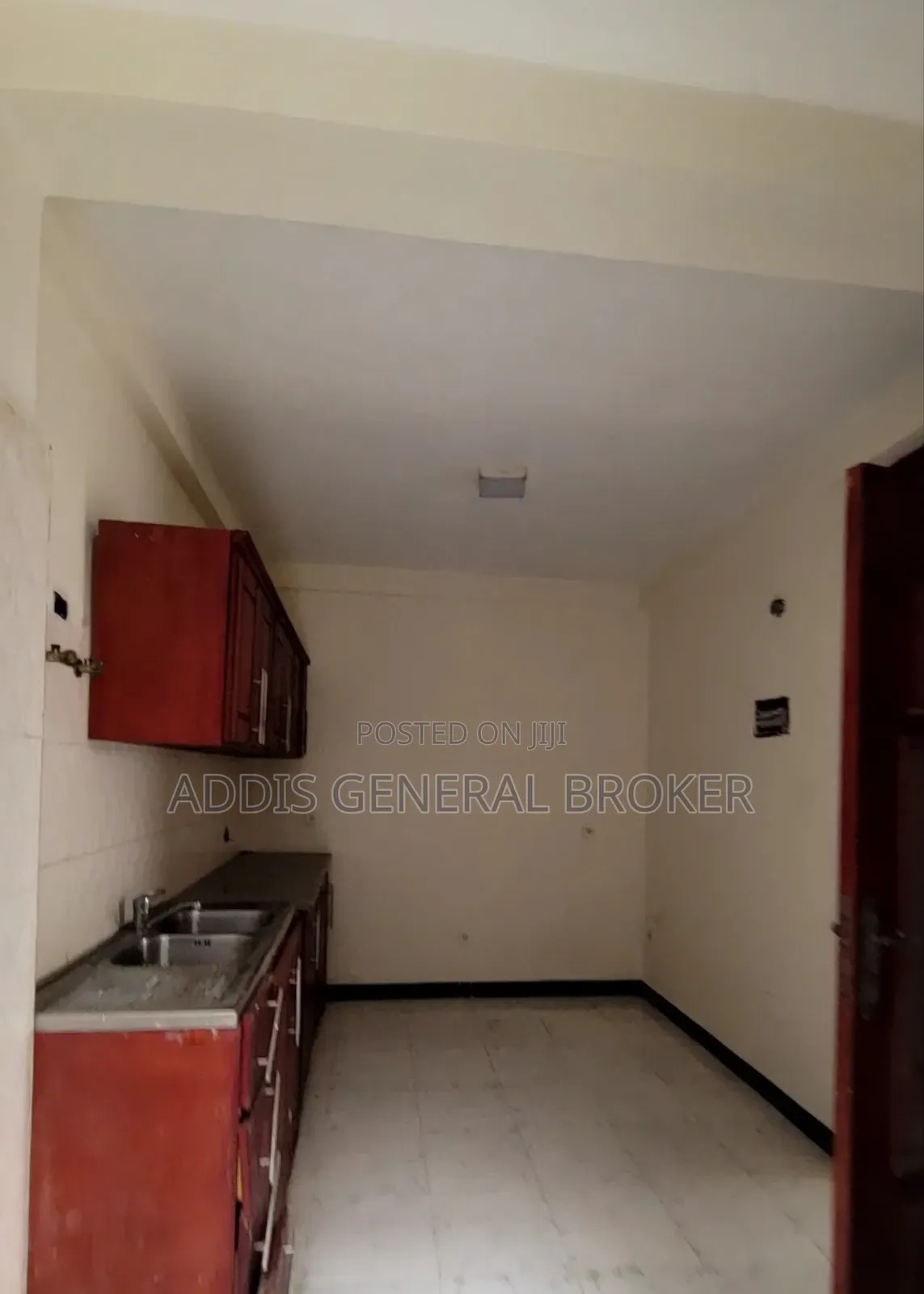 3bdrm House in Garment, Nifas Silk-Lafto for sale