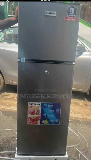 Sanford 250 L Refrigerator – Efficient Spacious!