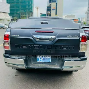 Photo - Toyota Hilux Revo Smart Cab Deisel 2.8 RWD 2019 Black