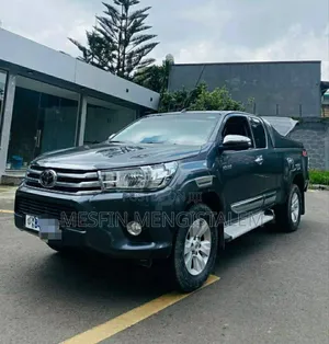 Toyota Hilux Revo Smart Cab Deisel 2.8 RWD 2019 Black